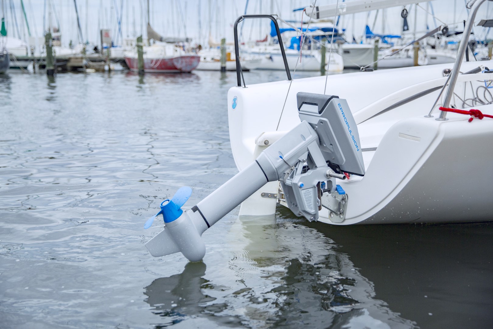 6 HP Outboard Motor: Your Best Quiet, Powerful & Affordable Option